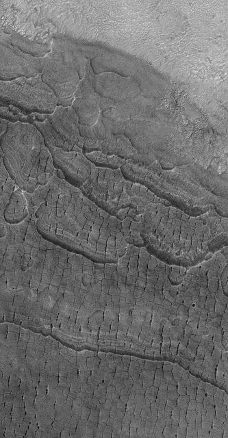 NASA image: Cracky Mars