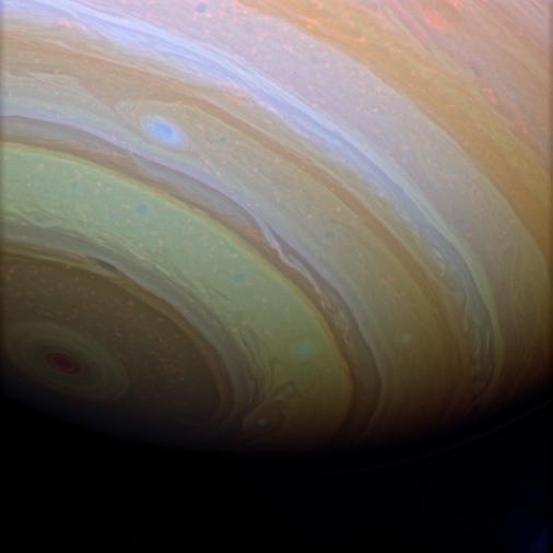 Stunning details in Saturn clouds suggest movement within bands of atmosphere