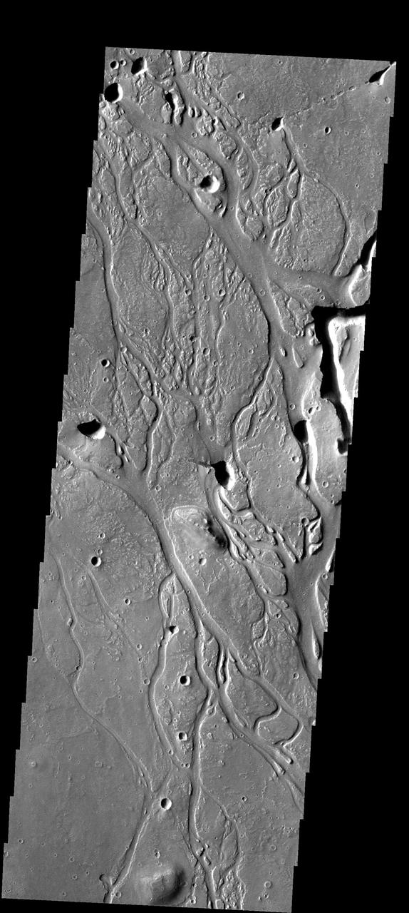 These channels in Utopia Planitia are called Hephaestus Fossae