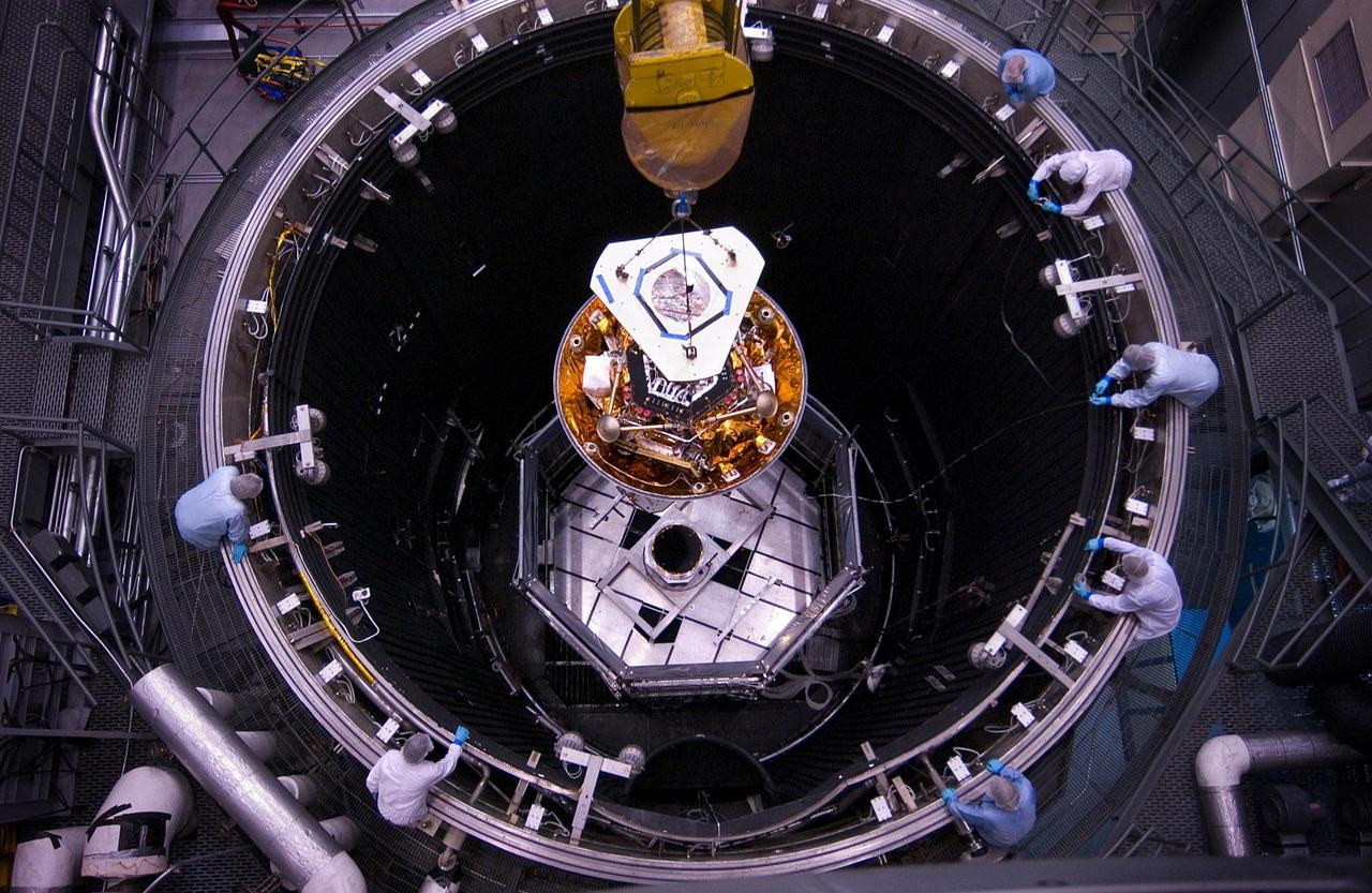 NASA Phoenix Mars Lander was lowered into a thermal vacuum chamber at Lockheed Martin Space Systems, Denver, in December 2006