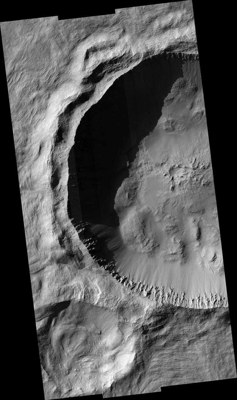 Rayed Gratteri Crater
