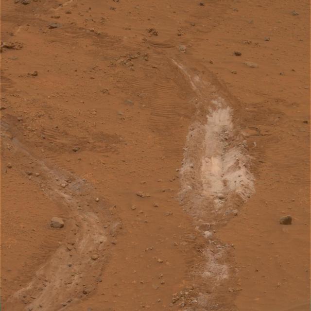 NASA image: Silica-Rich Soil Found by Spirit