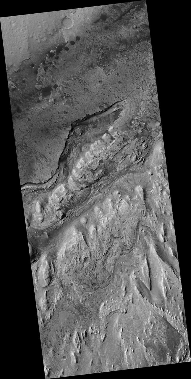 Edge along Gale Crater Interior Mound