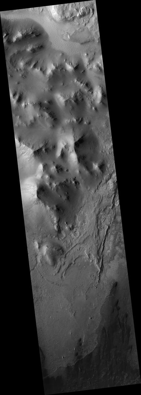 Southern Layered Mound and Floor in Gale Crater