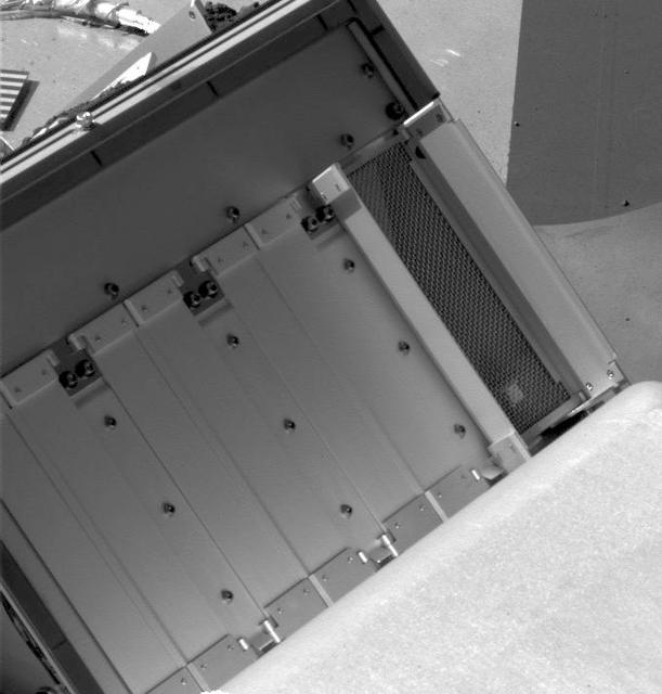 NASA image: Doors Fully Open on Phoenix Next Oven