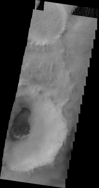 NASA image: Dunes in Terra Sirenum
