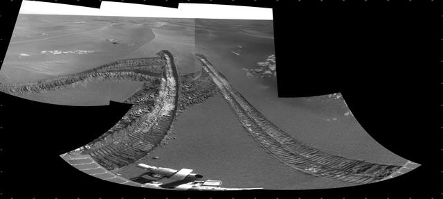 NASA image: Skirting an Obstacle, Opportunity Sol 1867
