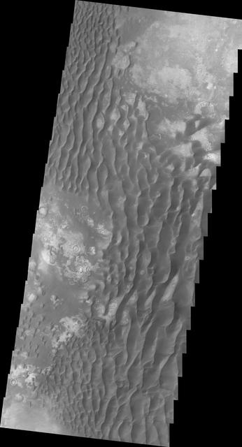 NASA image: Kaiser Crater Dunes VIS