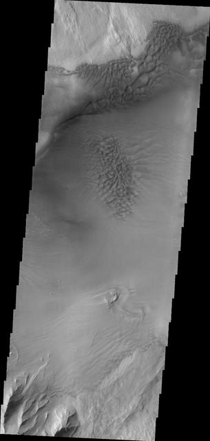 NASA image: Juventae Chasma