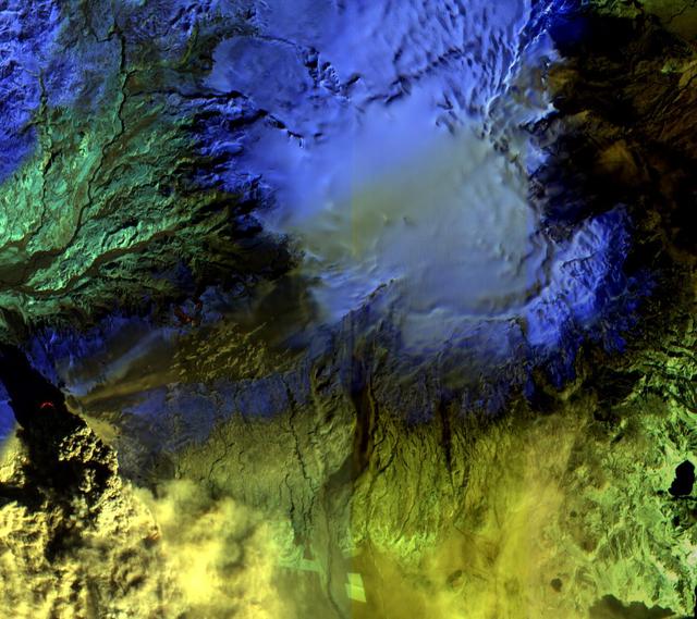 The Advanced Land Imager onboard NASA Earth Observing-1 EO-1 spacecraft obtained this false-color infrared image of Iceland Eyjafjallajökull volcano on April 17, 2010. A strong thermal source is visible at the base of the Eyjafjallajökull plume.