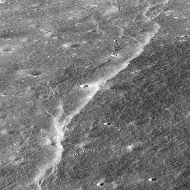 NASA image: Slipher Crater: Fractured Moon in 3-D