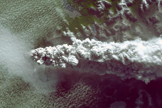 NASA image: NASA Spacecraft Spots Fury of Disruptive Chilean Volcano