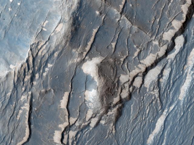NASA image: Faults in Claritas Fossae