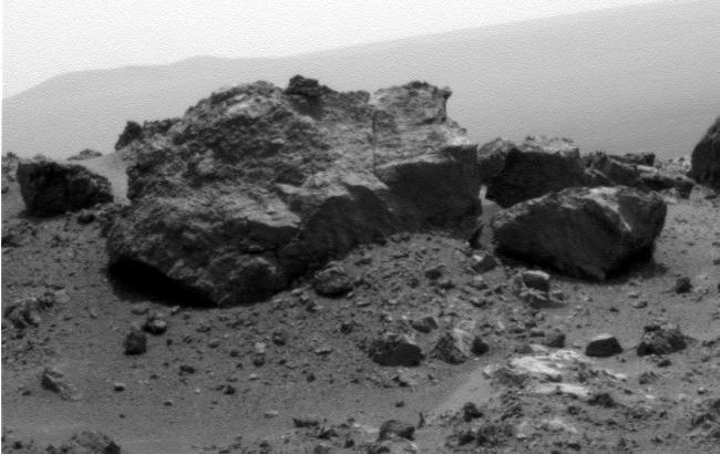 Ridout Rock on Rim of Odyssey Crater