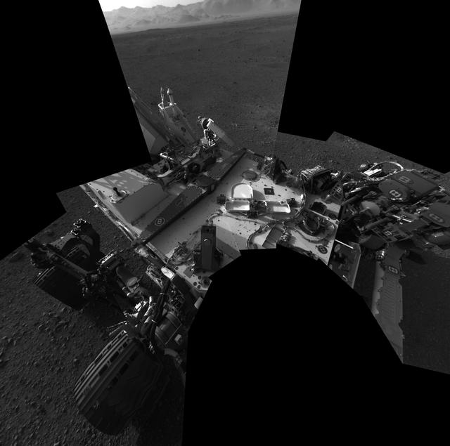NASA image: Checking out the Rover Deck in Full Resolution