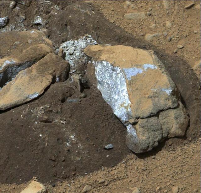 The Mast Camera Mastcam on NASA Mars rover Curiosity showed researchers interesting internal color in this rock called Sutton_Inlier, which was broken by the rover driving over it.