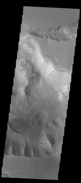 This image from NASA Mars Odyssey spacecraft shows the eastern part of Hydrae Chasma.