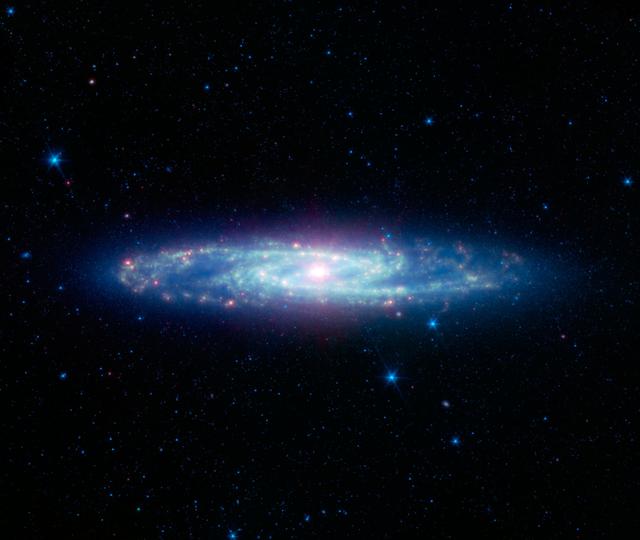 NASA image: The Barred Sculptor Galaxy
