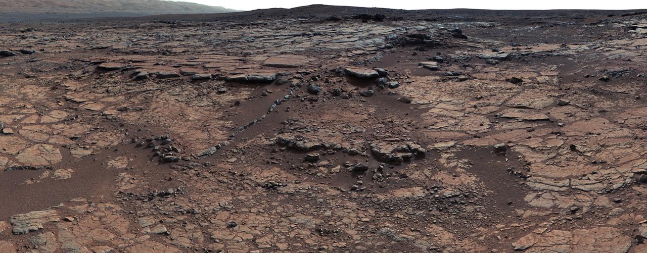 This mosaic of images from NASA Curiosity shows geological members of the Yellowknife Bay formation, and the sites where Curiosity drilled into the lowest-lying member, called Sheepbed, at targets John Klein and Cumberland.