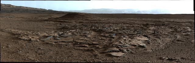 NASA image: Sets of Beds Inclined Toward Mount Sharp