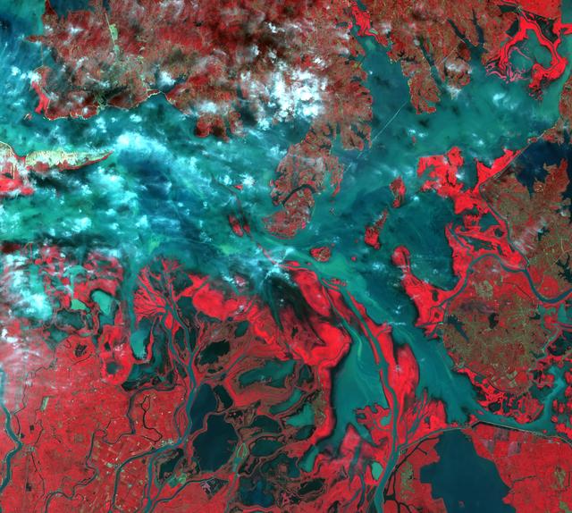 NASA image: Poyang Lake, China