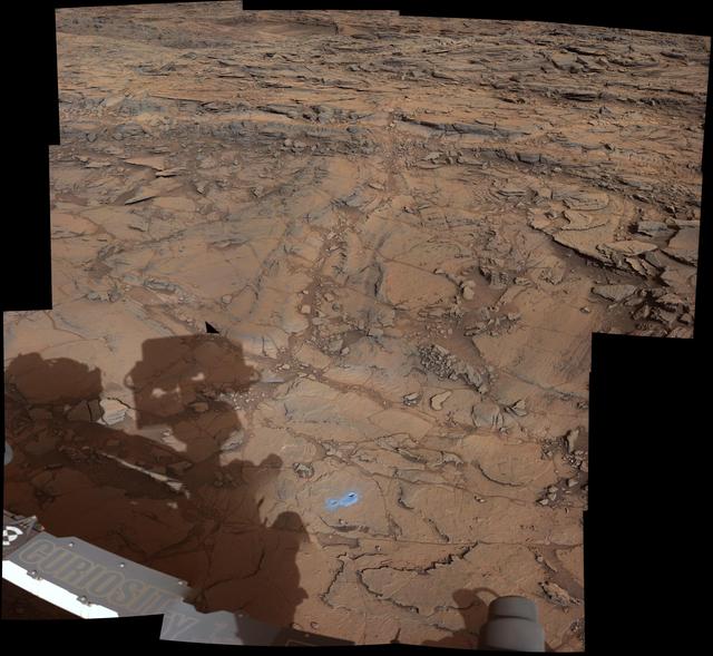 NASA image: Big Sky and Greenhorn Drilling Area on Mount Sharp