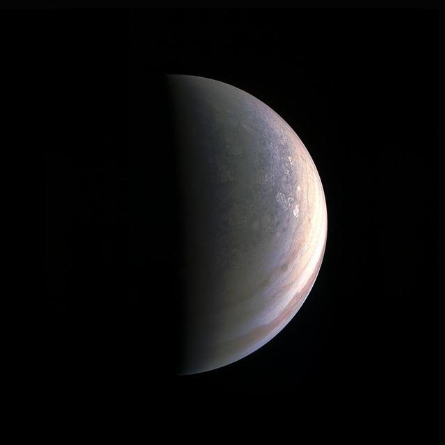 NASA image: Closing in on Jupiter North Pole