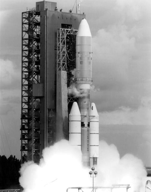 NASA image: Voyager 2 Launch