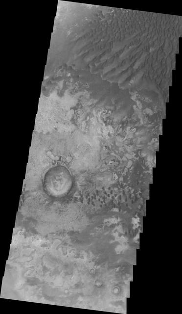 NASA image: Investigating Mars: Kaiser Crater Dunes
