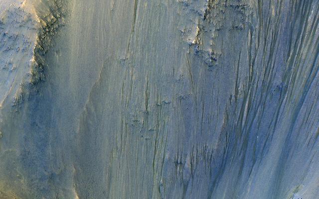 NASA image: In the Gullies and Bedrock of Ius Chasma
