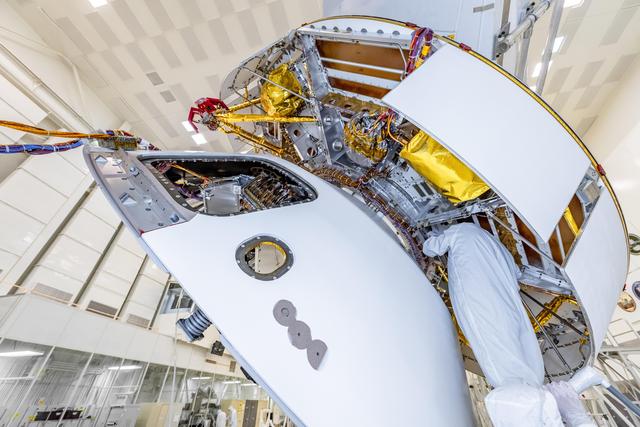 NASA image: Taking Mars 2020 Integration Head-on