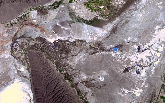 NASA image: Cuatro Cienegas Basin, Mexico