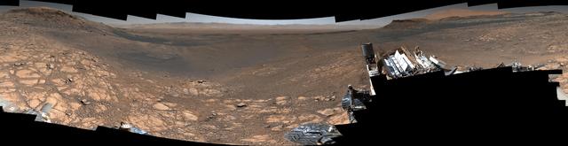 NASA image: Curiosity's 1.8-Billion-Pixel Panorama