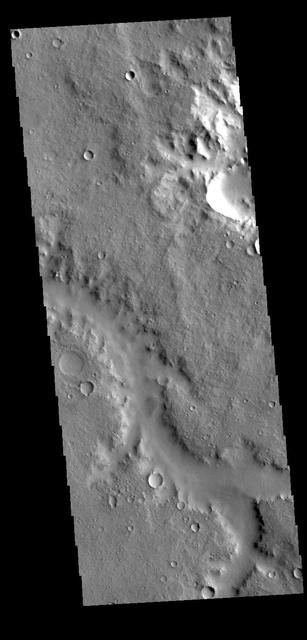 This VIS image shows part of an unnamed channel located on the plains between Margaritifer Terra and Arabia Terra.  Orbit Number: 79950 Latitude: -8.16437 Longitude: 347.988 Instrument: VIS Captured: 2019-12-23 09:35  https://photojournal.jpl.nasa.gov/catalog/PIA23745
