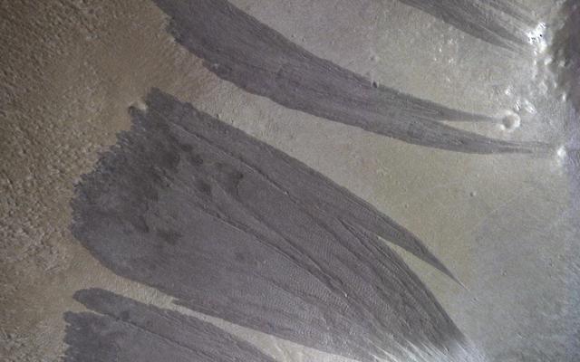 NASA image: A Martian Dust Avalanche