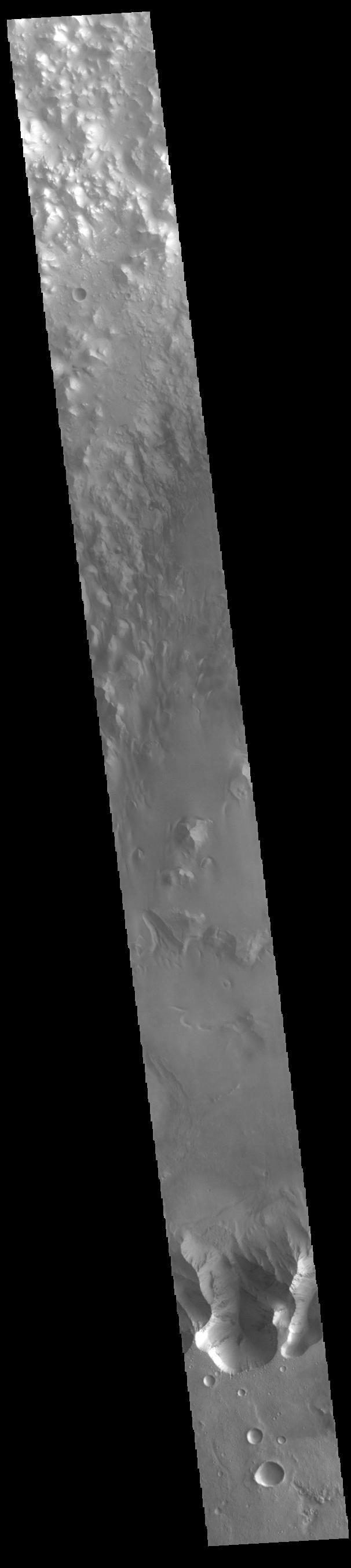 NASA image: Juventae Chasma