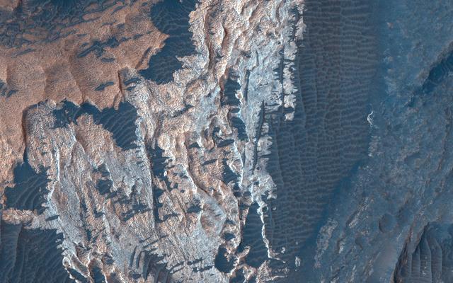 NASA image: A Complex Geologic History of Aram Chaos