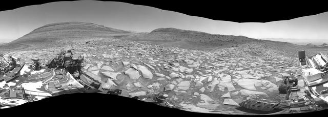 NASA image: Curiosity Arrives at Gediz Vallis Channel