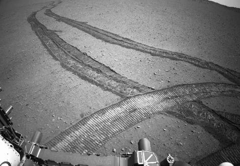 Perseverance Drives Backward Up Jezero Crater's Rim