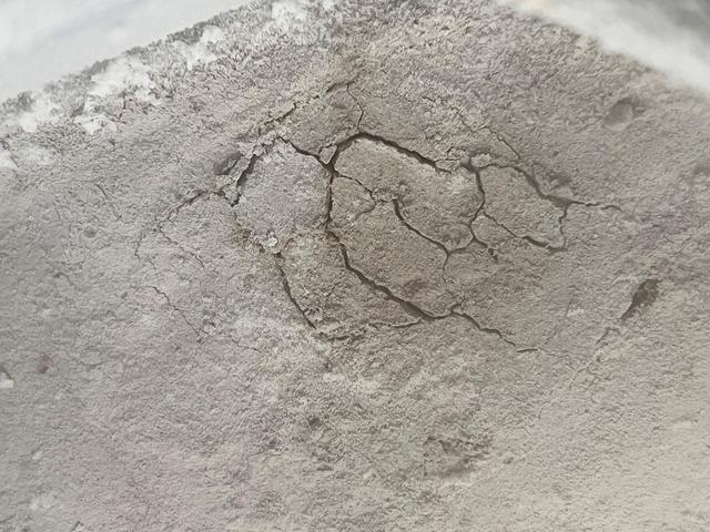 NASA image: Cracks Forming in Frozen Martian Soil Simulant