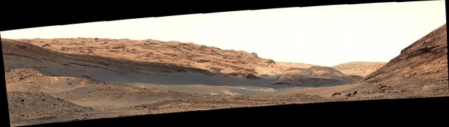 NASA image: Curiosity Views the Yardang Unit