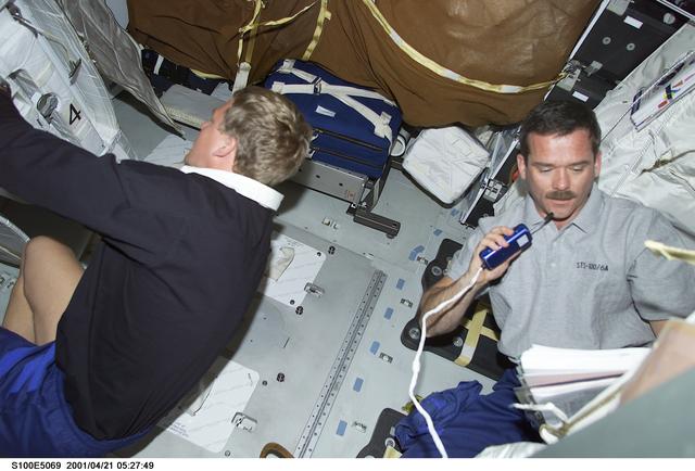 NASA image: MS Parazynski and MS Hadfield work on the middeck of Endeavour