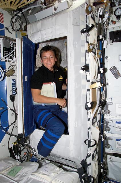 NASA image: Whitson in her TeSS in the Destiny U.S. Lab during STS-111 UF-2 docked OPS