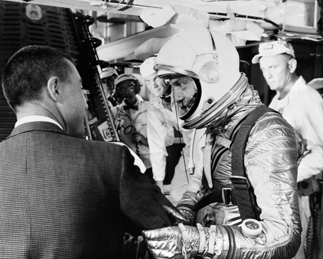 NASA image: ASTRONAUT SHEPARD - PREFLIGHT ACTIVITIES