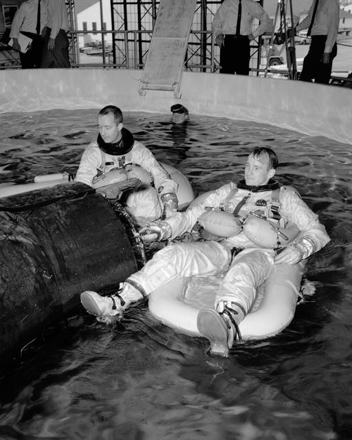 NASA image: GEMINI-TITAN (GT)-9 TEST - TRAINING - ELLINGTON AFB (EAFB), TX