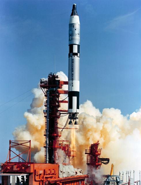 NASA image: GEMINI-TITAN (GT)-5 - LIFTOFF - CAPE