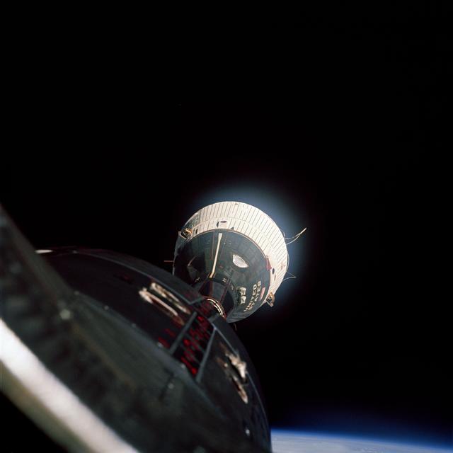 NASA image: View of the Gemini 6 and Gemini 7 rendezvous