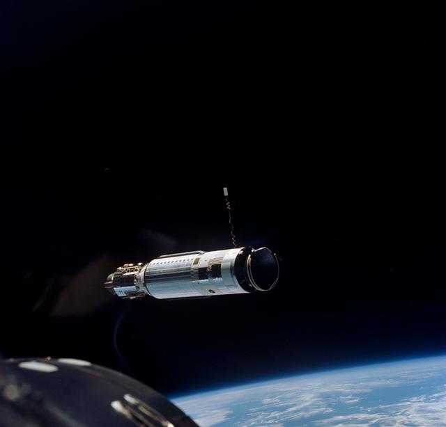 NASA image: GEMINI-8 - GEMINI/AGENA RENDEZVOUS - OUTER SPACE