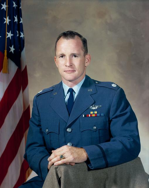 NASA image: PORTRAIT - ASTRONAUT WHITE, EDWARD H. - MSC