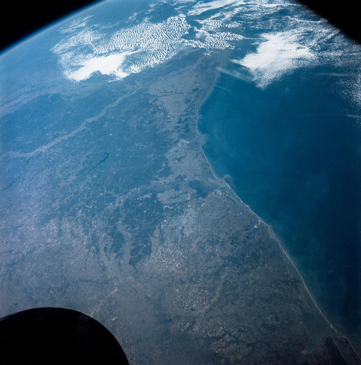 S66-63030 (14 Nov. 1966) --- Gulf Coast area from Matagorda Bay, Texas, to Vermillion Bay, Louisiana, looking east, as seen from the Gemini-12 spacecraft during its 44th revolution of Earth. Galveston Bay is in center of picture. Houston and its environs are clearly visible. Note network of freeways and superhighways. Large lake near left center of picture is the Sam Rayburn Reservoir. Photo credit: NASA